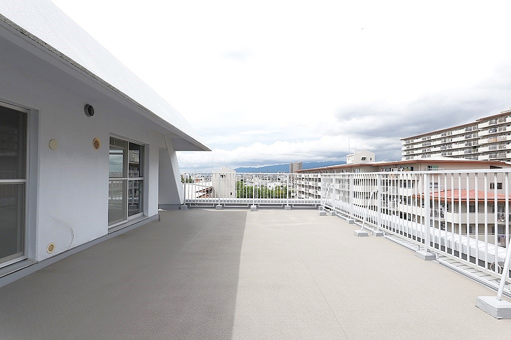 ルーフバルコニー