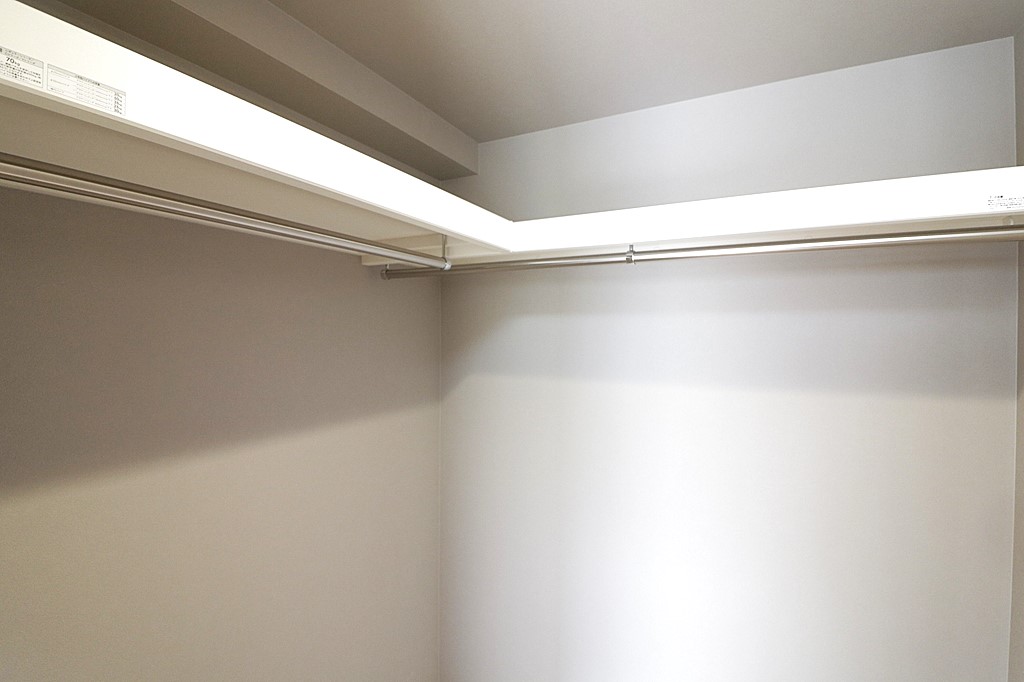 洋室①ウォークインクローゼット